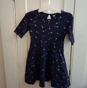 Old Navy Girls Dress Size 8 Navy With Gold Arrow Pattern